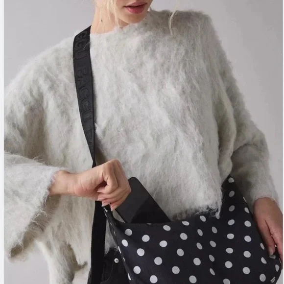 BAGGU Medium Nylon Crescent Bag - Polka Dot Black & White urban outfitters - Picture 2 of 4